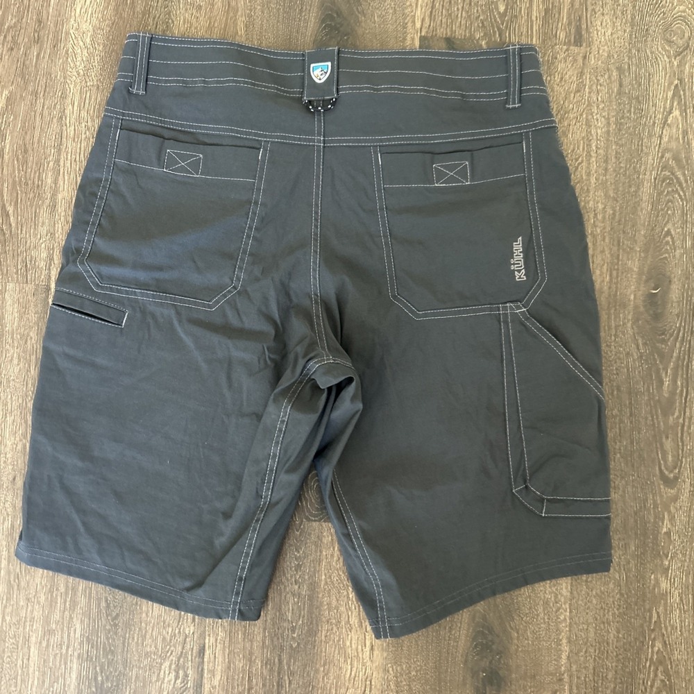 Kuhl Men's Cargo Shorts in Charcoal with Contrast Stitching - Picture 7 of 8